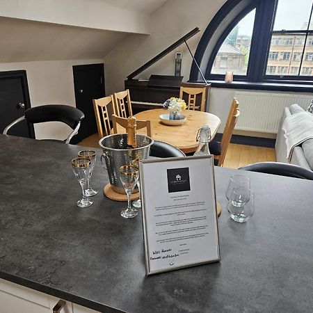 2 Bedroom City Centre Penthouse Loft Apartment Liverpool Exterior foto