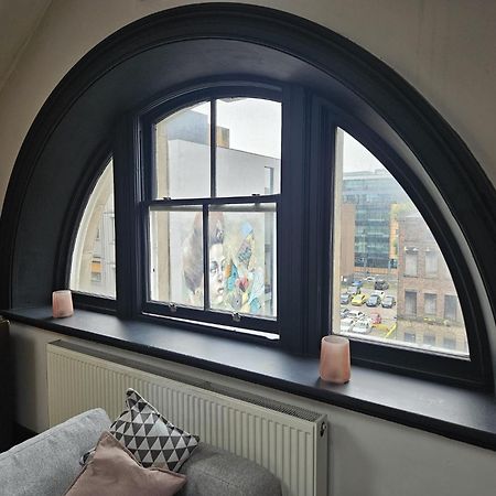2 Bedroom City Centre Penthouse Loft Apartment Liverpool Exterior foto